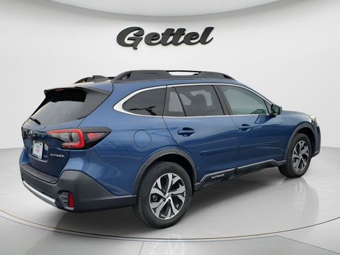 Used 2020 Subaru Outback Limited image 3