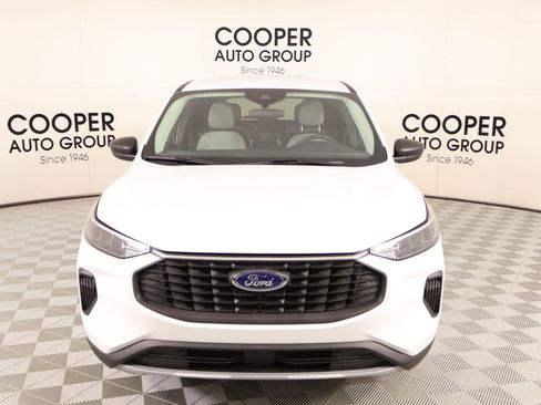 Used 2025 Ford Escape Active FWD image 8