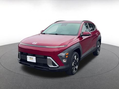 Used 2025 Hyundai Kona SEL image 7