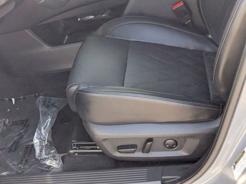 Certified 2024 Nissan Rogue Platinum w/ Platinum Premium Package image 21