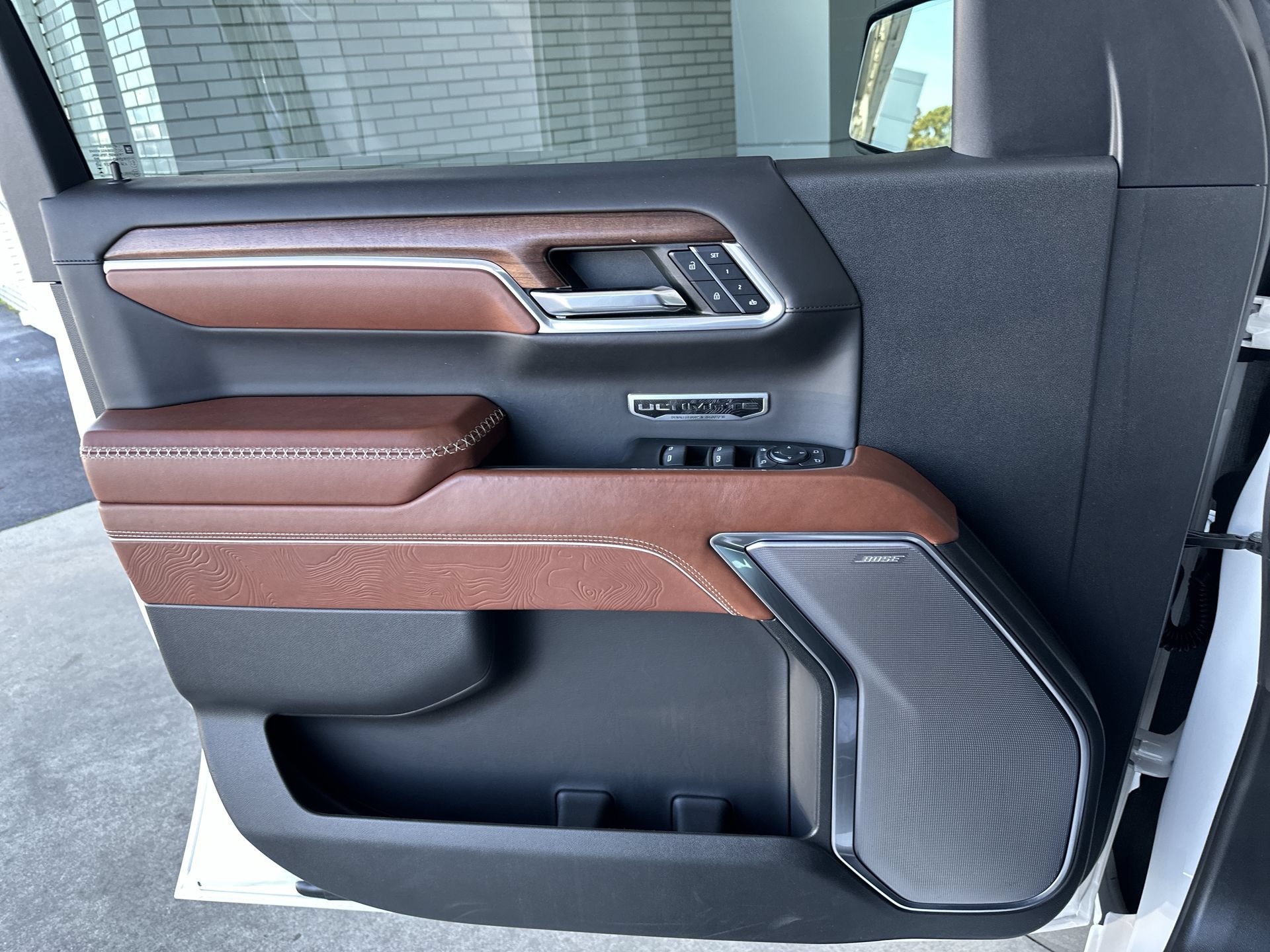 Certified 2024 GMC Sierra 1500 Denali Ultimate AWD/4WD image 23