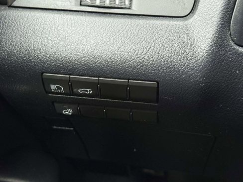 Used 2022 Lexus RX 350L Premium image 21