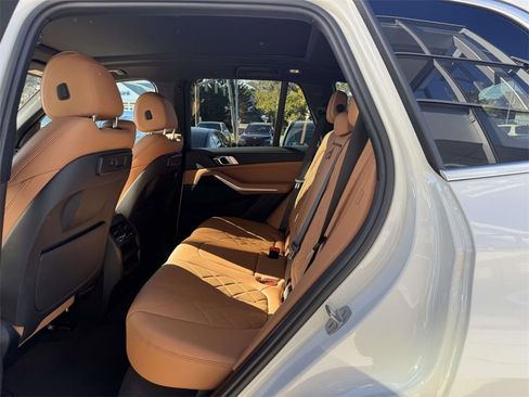 Certified 2023 BMW X5 xDrive40i w/ Premium Package image 10