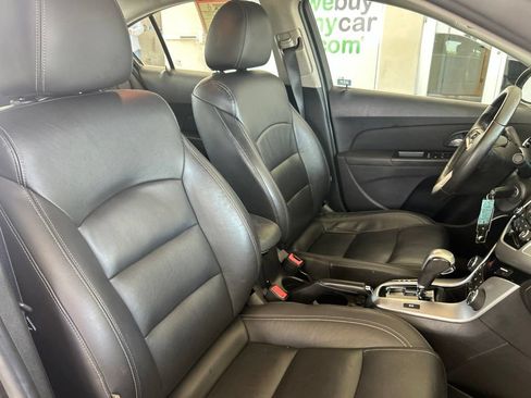 Used 2016 Chevrolet Cruze LT w/ Sun, Sound and Sport Package FWD image 24