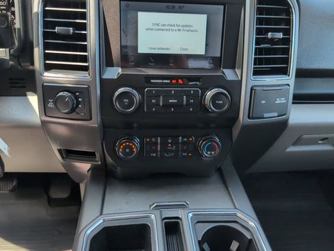 Used 2020 Ford F150 XLT w/ Equipment Group 302A Luxury AWD/4WD image 25