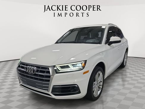 Used 2018 Audi Q5 Prestige w/ Prestige Package image 3