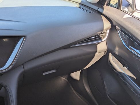 Used 2023 Buick Envision Essence image 18