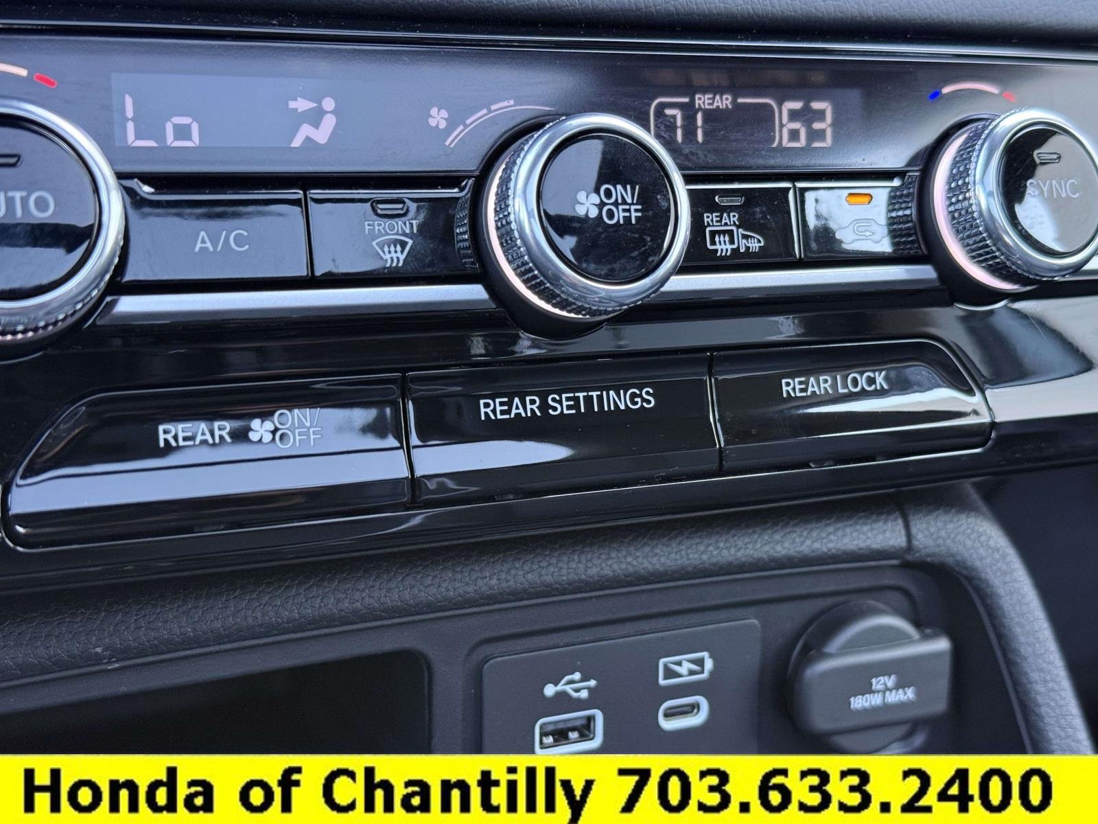 Certified 2025 Honda Pilot Touring image 28