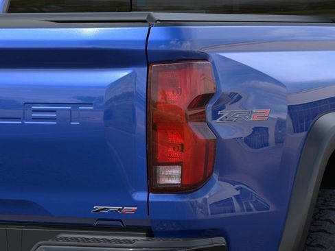 New 2026 Chevrolet Colorado ZR2 w/ Technology Package AWD/4WD image 12