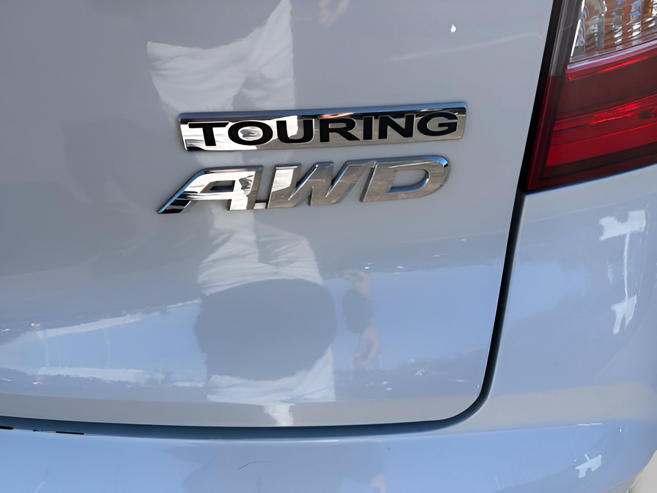 Used 2020 Honda Pilot Touring image 12