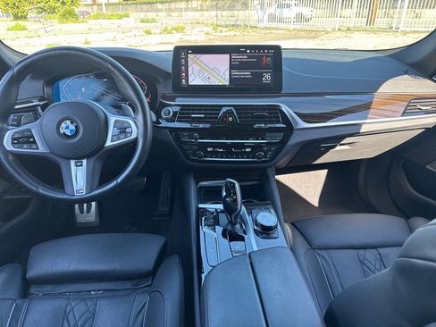 Used 2023 BMW 540i 540i w/ Dynamic Handling Package image 9