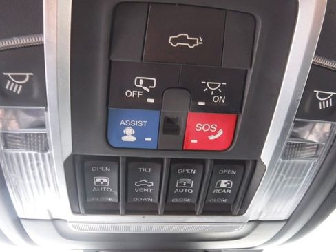 Used 2019 RAM 1500 Limited image 44