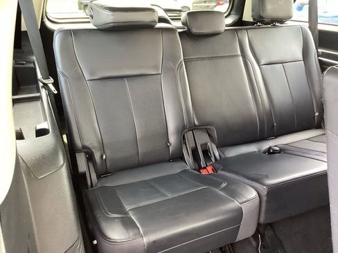 Used 2024 Ford Expedition Max XLT AWD/4WD image 21
