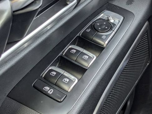 Certified 2025 Kia Telluride S FWD image 36