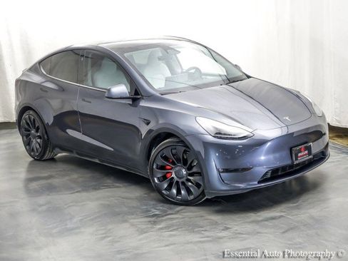 Used 2023 Tesla Model Y Long Range image 5