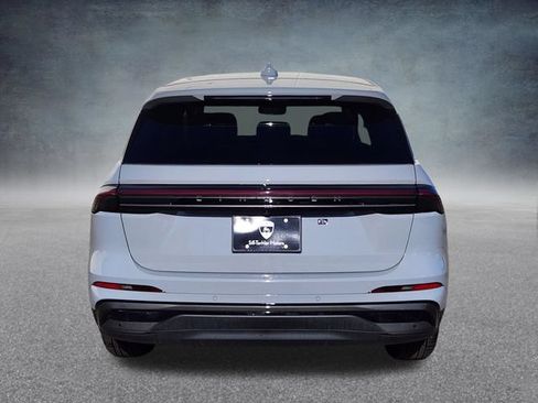 New 2026 Lincoln Nautilus Premier w/ Jet Appearance Package AWD/4WD image 6