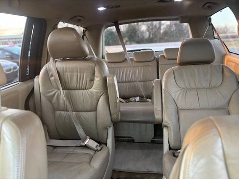 Used 2009 Honda Odyssey Touring image 25