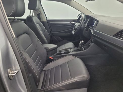 Used 2024 Volkswagen Jetta SE FWD image 21