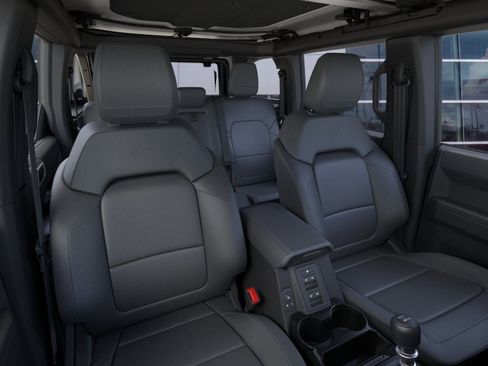 New 2026 Ford Bronco Badlands w/ Sasquatch Package AWD/4WD image 12