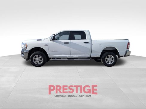 Used 2024 RAM 2500 Big Horn AWD/4WD image 16