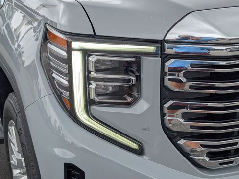 Used 2024 GMC Sierra 1500 Denali w/ Technology Package RWD image 4