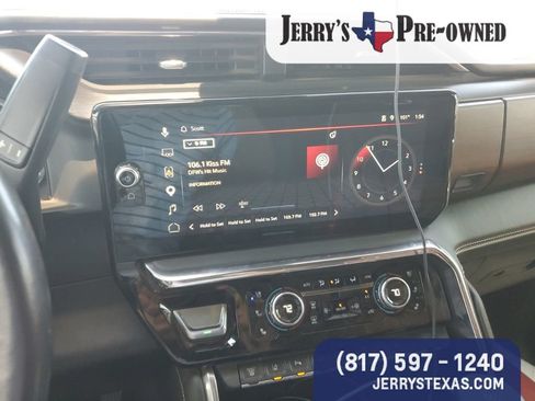 Used 2025 GMC Sierra 2500 Denali Ultimate AWD/4WD image 13