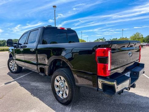 Used 2024 Ford F250 Lariat w/ Lariat Ultimate Package AWD/4WD image 5