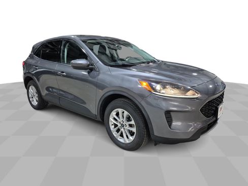 Used 2021 Ford Escape SE w/ Convenience Package AWD/4WD image 2