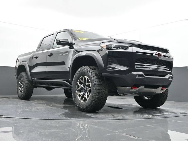 New 2026 Chevrolet Colorado ZR2 w/ Technology Package AWD/4WD image 46