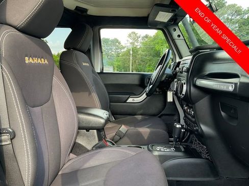 Used 2014 Jeep Wrangler Unlimited Sahara image 14