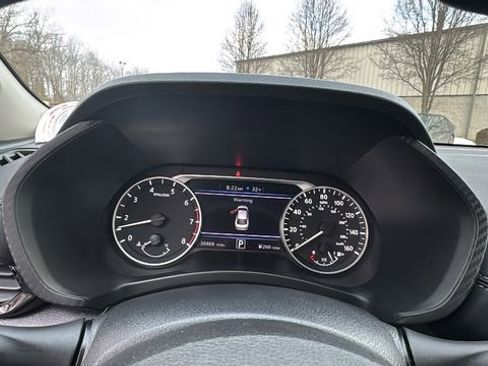 Used 2024 Nissan Sentra SV image 17