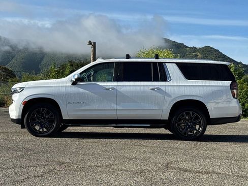 Certified 2024 Chevrolet Suburban Premier image 7