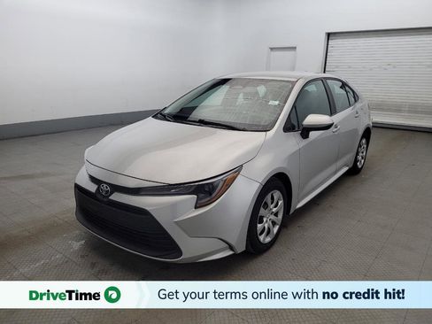 Used 2023 Toyota Corolla LE image 1