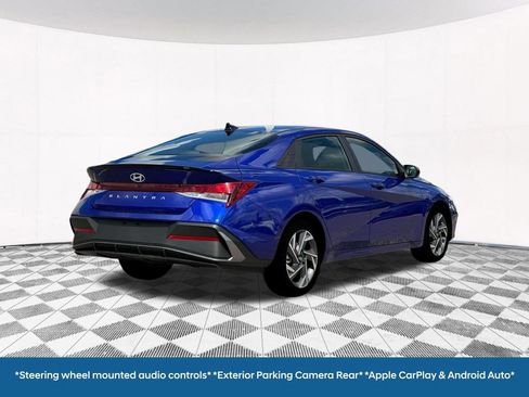 Certified 2025 Hyundai Elantra Sport FWD image 11