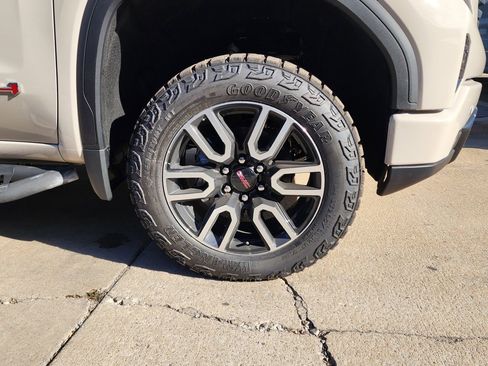 New 2026 GMC Sierra 1500 AT4 w/ AT4 Premium Package image 51