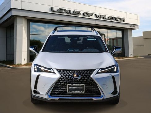 Certified 2025 Lexus UX 300h FWD w/ Accessory Package (Z2) image 6