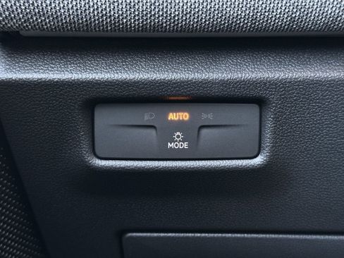 New 2026 Volkswagen Tiguan S image 19