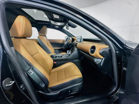 Used 2025 Lexus IS 350 F Sport RWD image 31