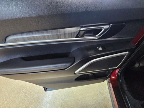 Used 2023 Kia Telluride EX w/ EX Captain's Chair Package image 21