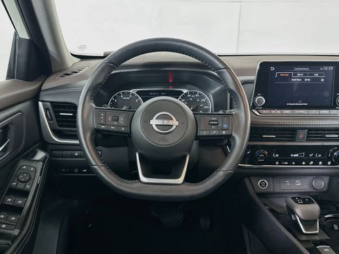 Used 2023 Nissan Rogue SV w/ SV Premium B Package FWD image 18