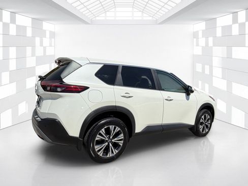 Certified 2023 Nissan Rogue SV FWD image 7