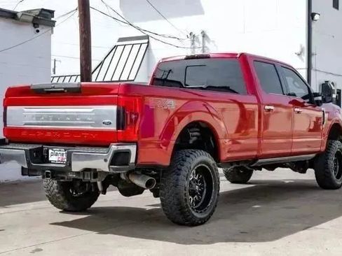 Used 2017 Ford F250 Platinum w/ Platinum Ultimate Package AWD/4WD image 11