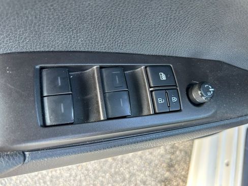 Used 2024 Toyota Camry SE image 17