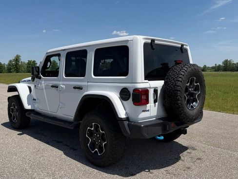 Used 2022 Jeep Wrangler Unlimited Rubicon 4xe AWD/4WD image 6