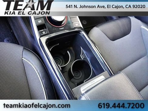 Certified 2022 Kia Niro EX FWD image 32