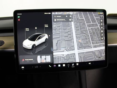 Used 2023 Tesla Model 3 Standard Range RWD image 12