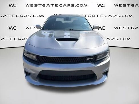 Used 2017 Dodge Charger R/T RWD image 2