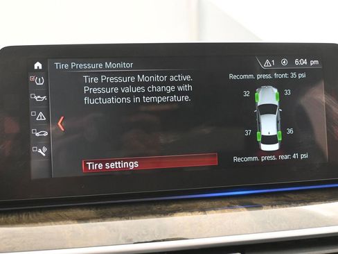 Used 2018 BMW 530e image 36