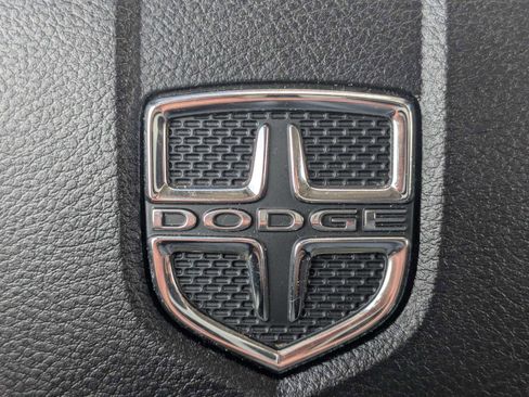 Used 2019 Dodge Journey SE w/ Premium Group FWD image 33