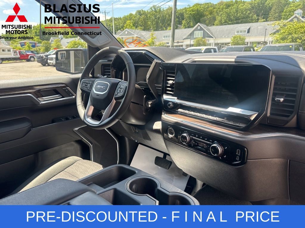 Used 2024 GMC Sierra 1500 Elevation AWD/4WD image 43